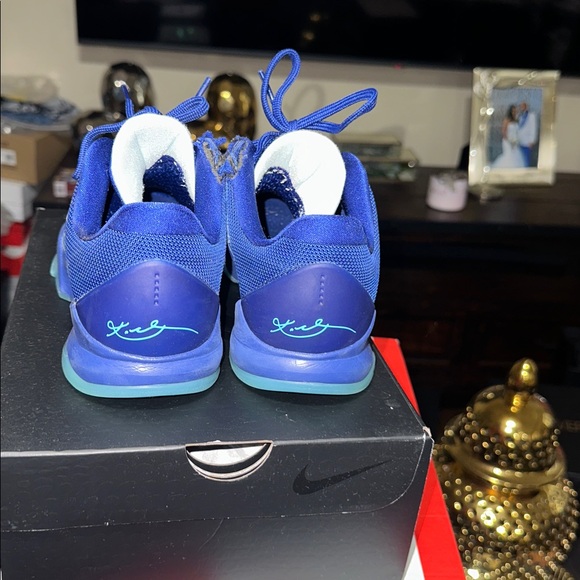 Kobe V 6 Rings - Picture 3 of 4